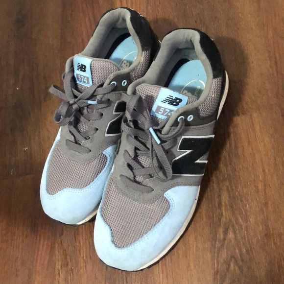 Big Kid New Balance Shoes 574 - Picture 2 of 2